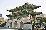  - (Gwanghwamun Gate), ,  .
